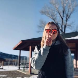 Meet your Posher, Marta